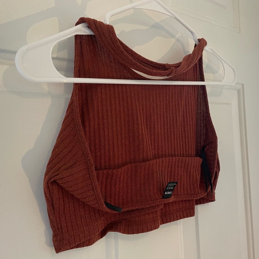 Halter top